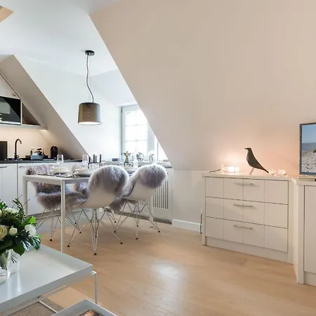 Witthues Dansk Hygge Whg 10 *